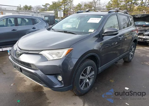 2018 Toyota Rav4 Xle z USA, uszkodzony, nr VIN JTMRFREV1JJ192507